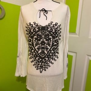 Bohemian-styled, black and white tunic.